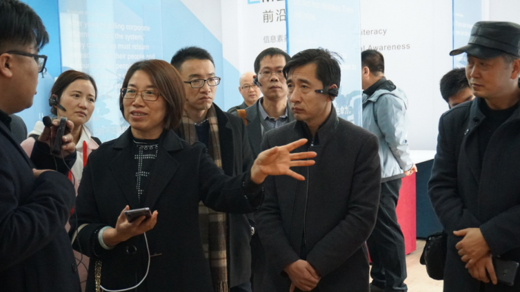 昆山市教育局装备办主任宁芳一行视察嘉定青少年科创集散地